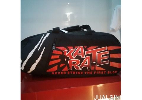 Tas Olahraga cocok untuk atlet Karate