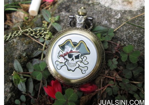 Jam Saku Unik Pirate Skull Bajak Laut P1115 With Necklace Chain