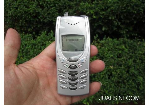 Hape Jadul Nokia 8250 Seken Mulus Kolektor Item