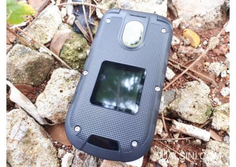 Hape Outdoor Mafam M838 Flip Rugged Phone With Docking Charger