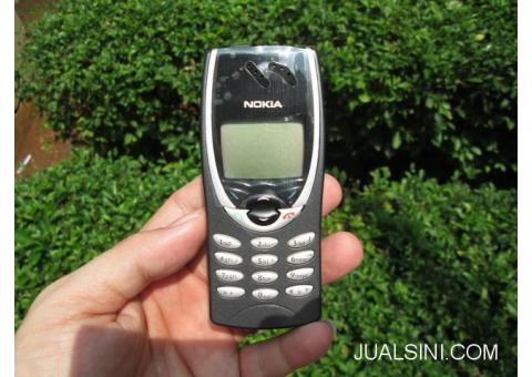 Hape Jadul Nokia 8210 Seken Mulus Kolektor Item
