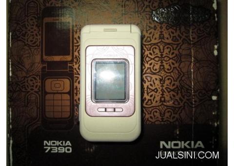 Hape Jadul Nokia 7390 Flip Fashion Phone Seken Mulus Kolektor Item