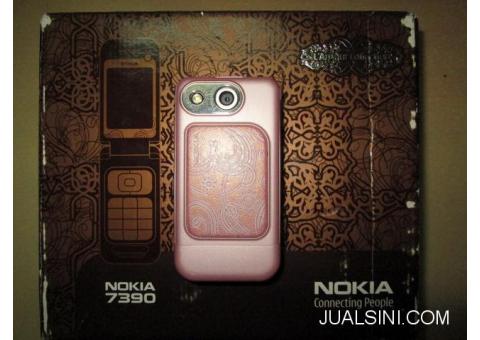 Hape Jadul Nokia 7390 Flip Fashion Phone Seken Mulus Kolektor Item