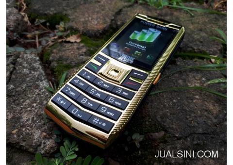 Hape Unik Prince PC128 Mewah 3 SIM Powerbank Luxury Phone