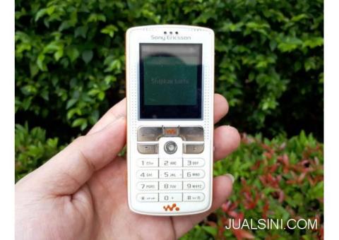Hape Jadul Sony Ericsson W800i Walkman Phone Seken Fullset Eks Garansi