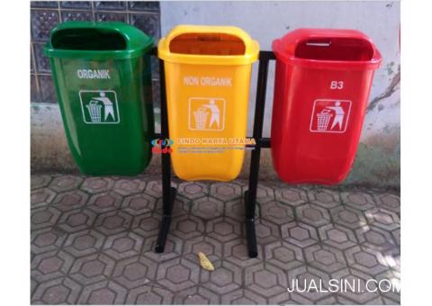 Tempat Sampah Gandeng Tiga Warna