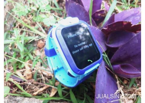 Jam Smartwatch Setracker Q12 GPS Waterproof GSM Camera