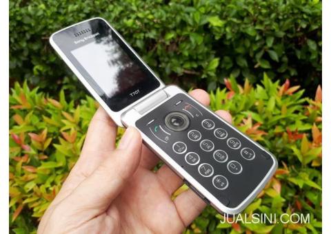 Hape Jadul Sony Ericsson T707 Flip Seken Mulus Kolektor Item