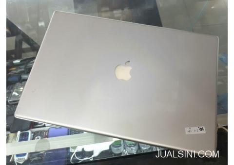 Laptop MacBook Pro A1229 Core2 Duo 2.4GHz 17" 2008 RAM 4GB HDD 160GB