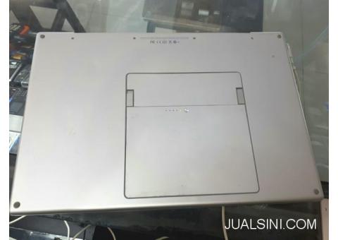 Laptop MacBook Pro A1229 Core2 Duo 2.4GHz 17" 2008 RAM 4GB HDD 160GB