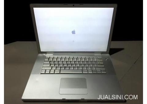 Laptop MacBook Pro A1226 Core 2 Duo 2.2GHz 15" RAM 4GB HDD 320GB Seken