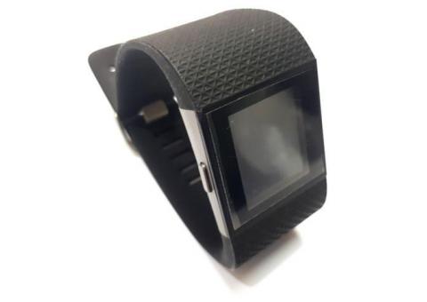 Jam Tangan Smartwatch Fitbit Surge Large Kondisi Rusak Untuk Kanibalan