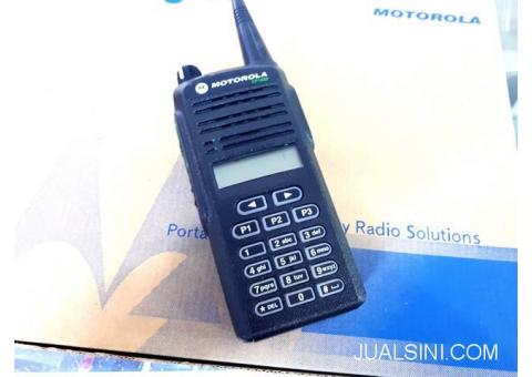 HT Motorola CP1660 VHF 136-174MHz Seken Fullset Eks Garansi Resmi