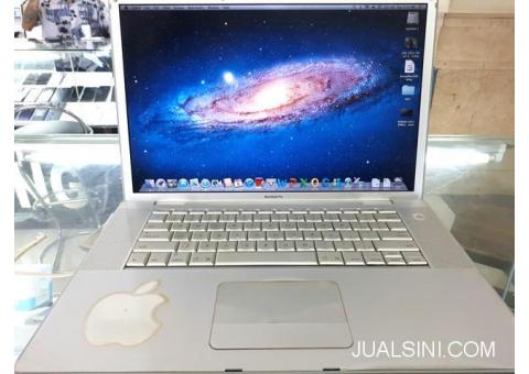 MacBook Pro A1226 Core2 Duo 2.4GHz 15" RAM 4GB HDD 320GB Seken
