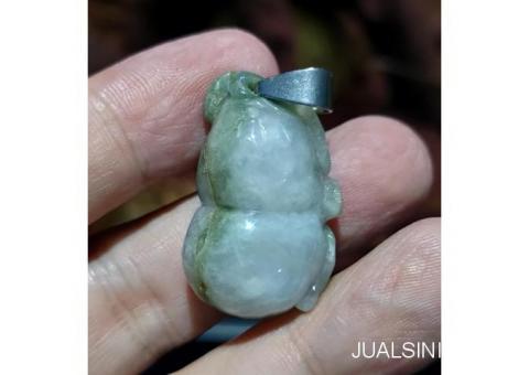 Liontin Batu Giok Jadeite Jade Type A JDT035 White Green Carving